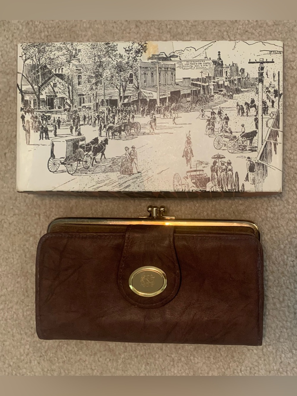 Vintage 70s NOS Ambassador Brand Wallet Checkbook Clutch Brown Cowhide Granny